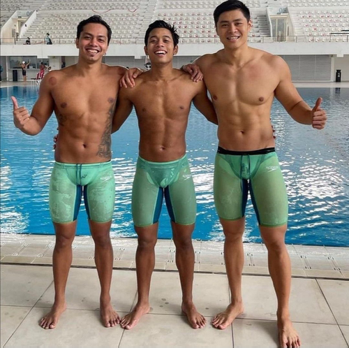 Speedo竞赛款FINA男士游泳五分裤