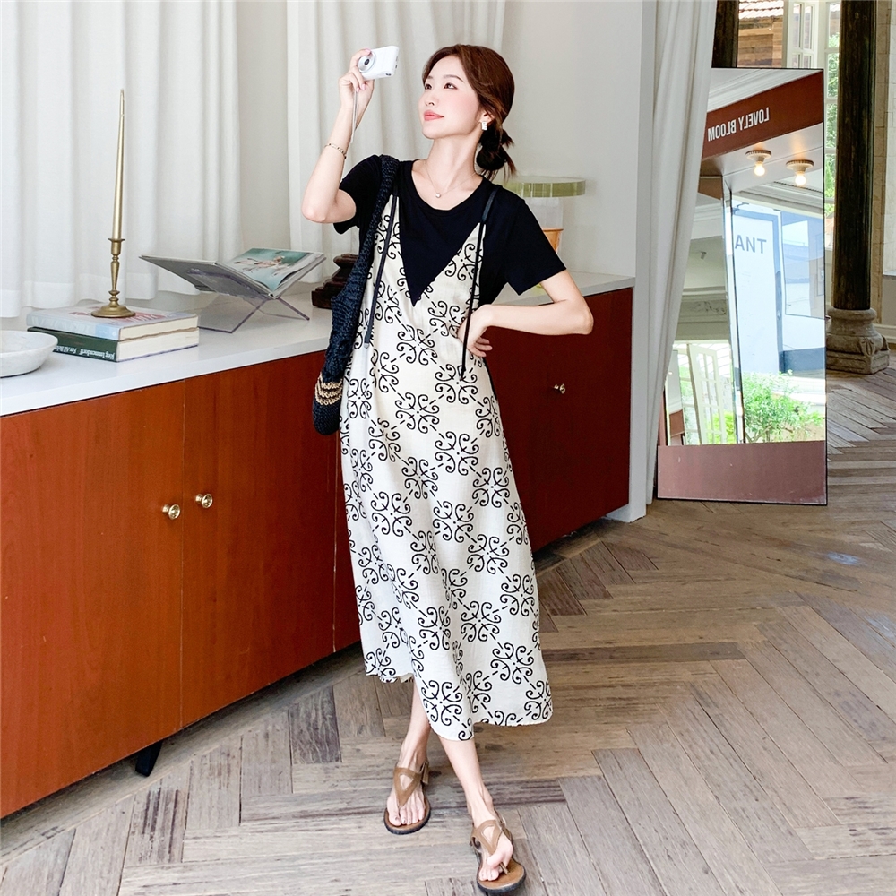 法式设计感假两件印花连衣裙女夏季2025新款轻熟风气质减龄T恤裙