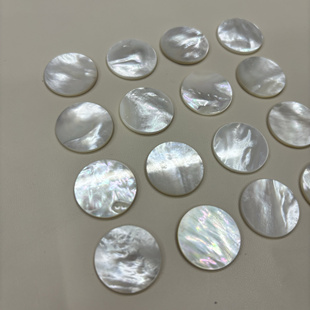 何贝天然白蝶贝戒面有天然纹路21mm厚2mm