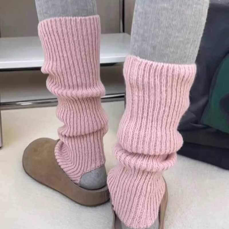 粉色Y2K辣妹风针织小腿袜套搭配