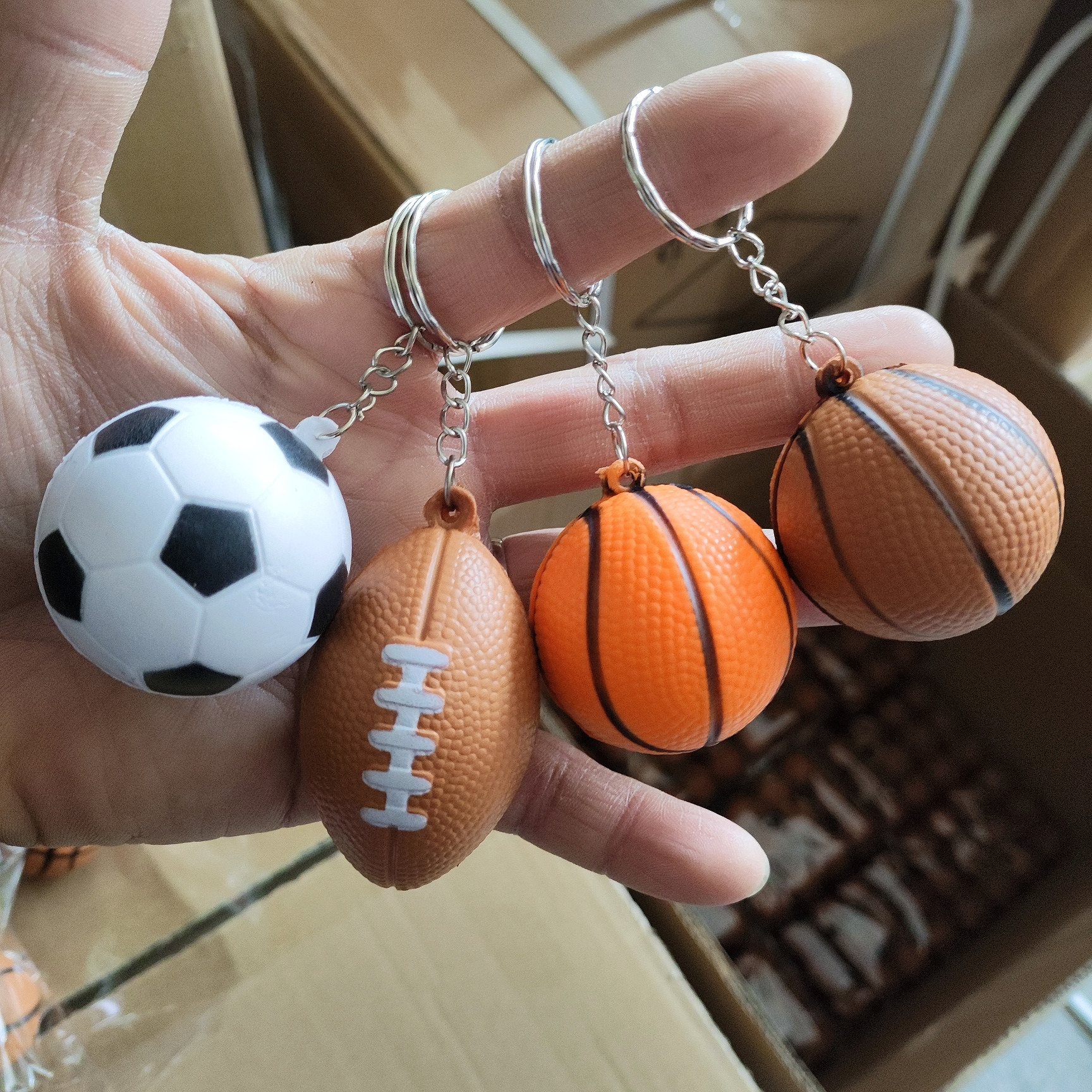 pu发泡小足球爱心挂件钥匙扣批发