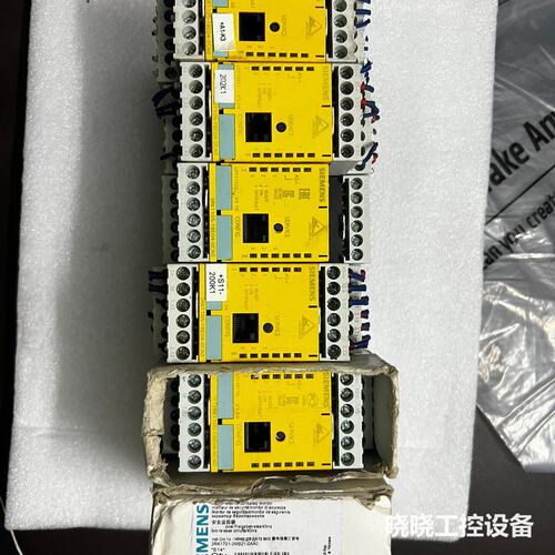 议价安全继电3RK1105-1BE04-0CA0 还剩一个