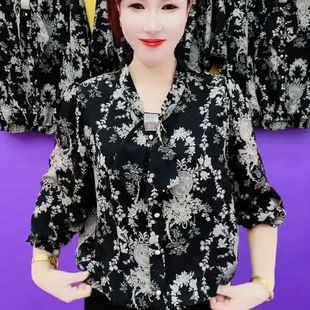 2025洋气七分袖碎花雪纺衫打底拨款春夏新款百搭宽松老年妈妈上衣