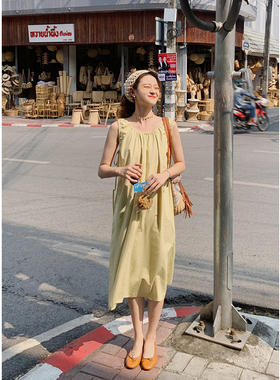 花吉Q393鹅黄色度假感抽褶系带可调节背心连衣裙2025新款夏背心裙