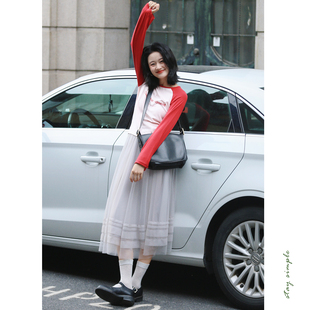 T恤女2026新款 秋上衣 字母印花长袖 花吉C034草莓果酱拼色插肩袖