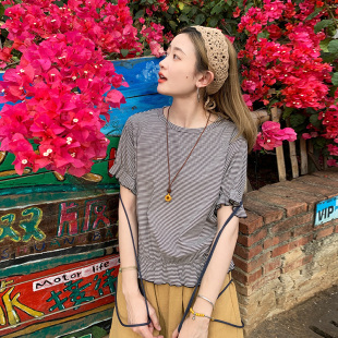 花吉B939米灰色条纹弹力松紧花边下摆短袖T恤女2025新款夏上衣