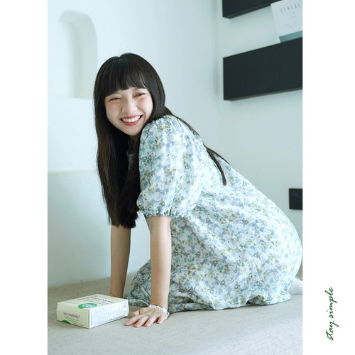 花吉Q475油画感碎花小方领泡泡袖显高连衣裙2026新款夏短袖碎花裙