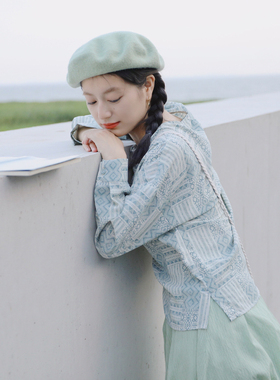 花吉B495米色垂感圆领长袖波普印花衬衫女2025年新款秋宽松衬衣