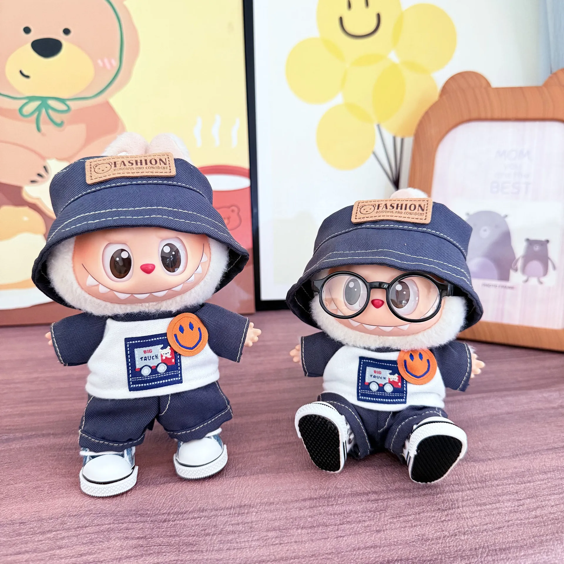 2326仅衣服] 一二代钥匙扣Labubu衣服挂件拉布布坐坐派对卡车手萌
