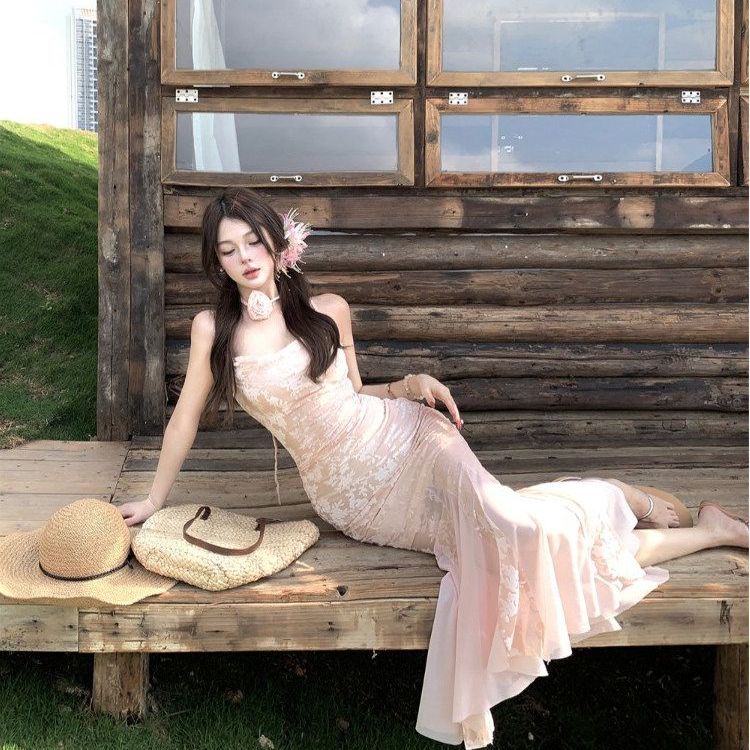 性感度假风拼接设计吊带连衣裙女夏季设计感收腰显身材鱼尾长裙子