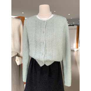 低饱和色系温柔氛围感毛衣针织开衫2025秋冬新款绝美巨好看的上衣