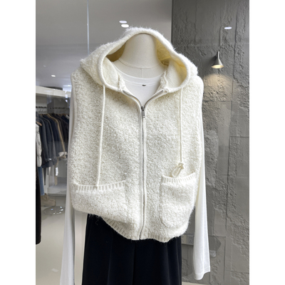 温暖可爱毛圈针织无袖马甲外套