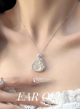 仿玉髓笑面佛公项链女款轻奢小众感大肚佛吊坠毛衣锁骨链礼物