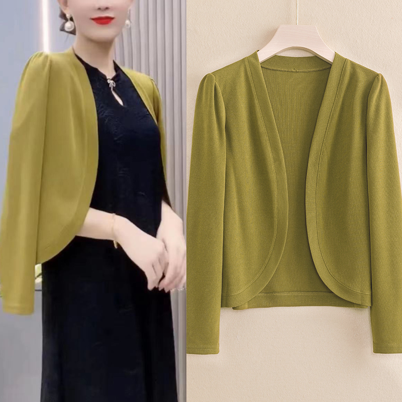 大码针织外套短款配裙子开衫