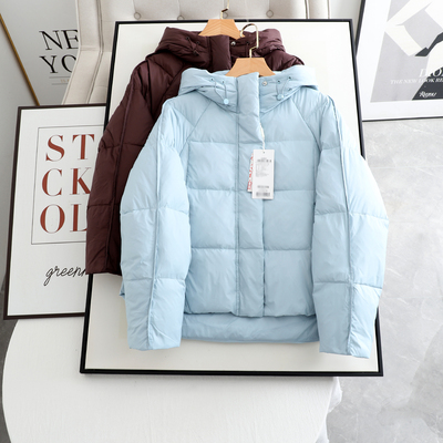 伊系の2025冬季新款时尚百搭宽松显瘦小个子短款面包羽绒服外套女