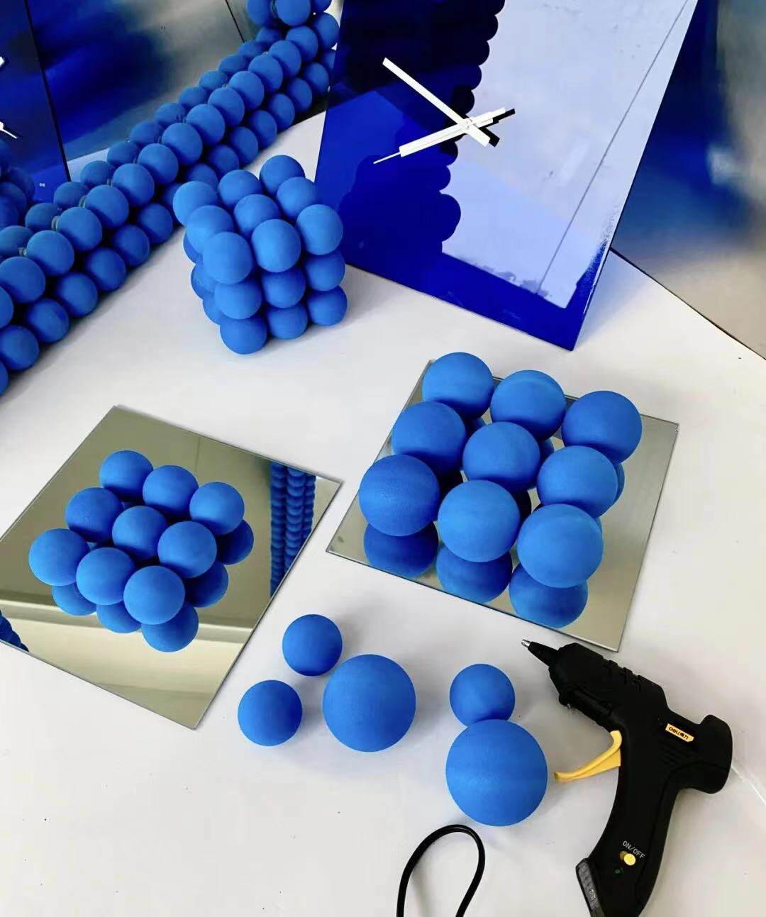 克莱因蓝直径40mm高尔夫球室内海绵练习彩球发泡球eva纯色泡沫球