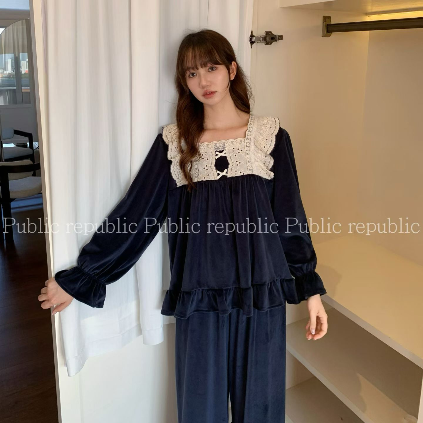 Public republic韩国秋冬柔软薄绒银狐绒法式花边宫廷风家居服女