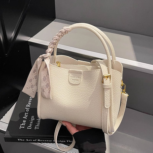 ckitty it白色包包水桶包斜挎包女士2025新款上班通勤包手提包