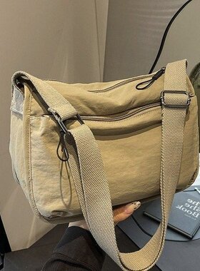 新加坡Cienda Kuelta 日系水洗帆布包包女慵懒风文艺上课斜挎包潮