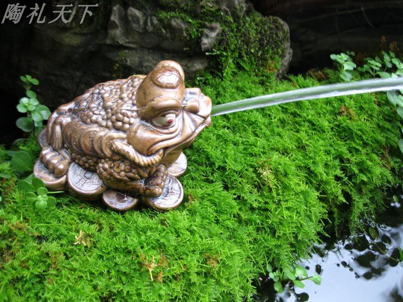 假山盆景古典招财喷水金蟾流水神蛙造景工艺陶瓷家居动物风水摆件