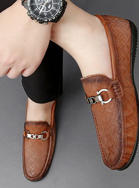 头层牛皮2026春季新款豆豆鞋男真皮韩版男皮鞋红色休闲男鞋一脚蹬