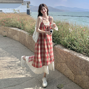 设计感甜美减龄蕾丝拼接格子吊带长裙夏季新款假两件显瘦连衣裙女图片