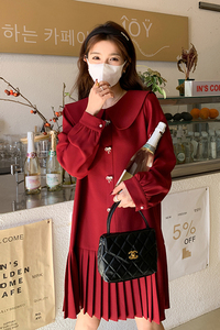 红色娃娃领连衣裙女2025春夏新款大码宽松甜美小个子百褶衬衫裙子图片
