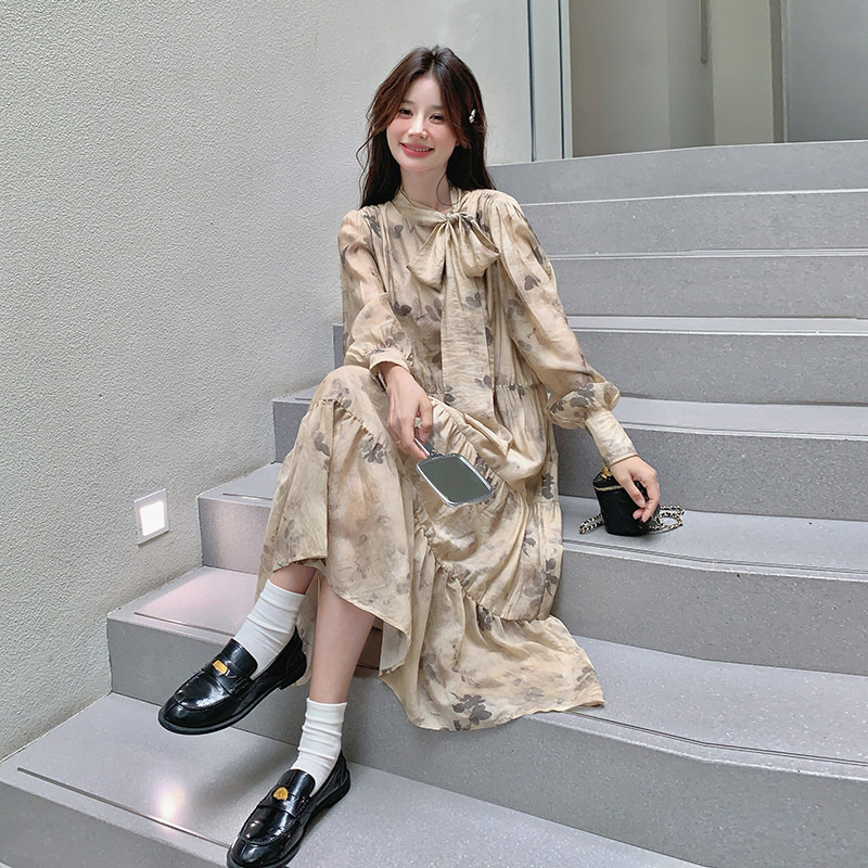 法式连衣裙松弛感女2025新款春秋轻熟风宽松复古优雅长袖设计感裙,女装连衣裙,芭图娜