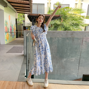 新中式轻国风蓝色碎花雪纺连衣裙女夏2025新款水墨青花瓷鱼尾长裙图片