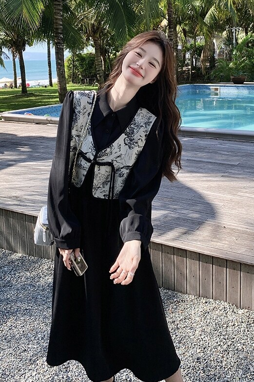 新中式国风盘扣马甲配衬衫连衣裙女春秋2025新款中长裙假两件套装,女装连衣裙,芭图娜