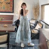 小清新淡蓝色碎花雪纺吊带连衣裙女夏2025新款法式绝美长裙到脚踝，女装连衣裙，芭图娜