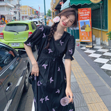 黑色绣花