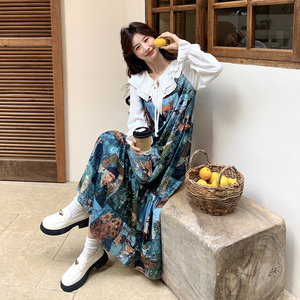 油画印花法式连衣裙女2025新款春日少女穿搭复古娃娃领假两件裙子图片