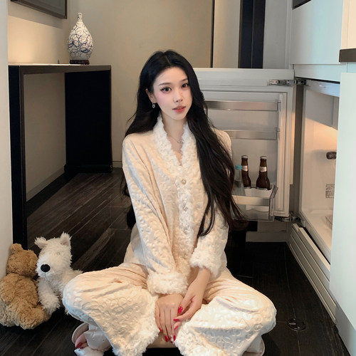 LAria梨花香 海岛绒睡衣女冬款2026新款加绒秋冬季高级感家居服