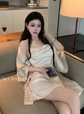 LAria*月光慕斯 睡衣女性感带胸垫冰丝家居服纯欲风夏季吊带睡裙