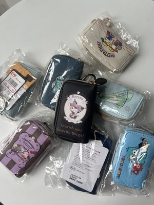 （9.2更新）原单正版卡通钥匙包扣 丑鱼汉顿史迪仔库洛米小熊维尼