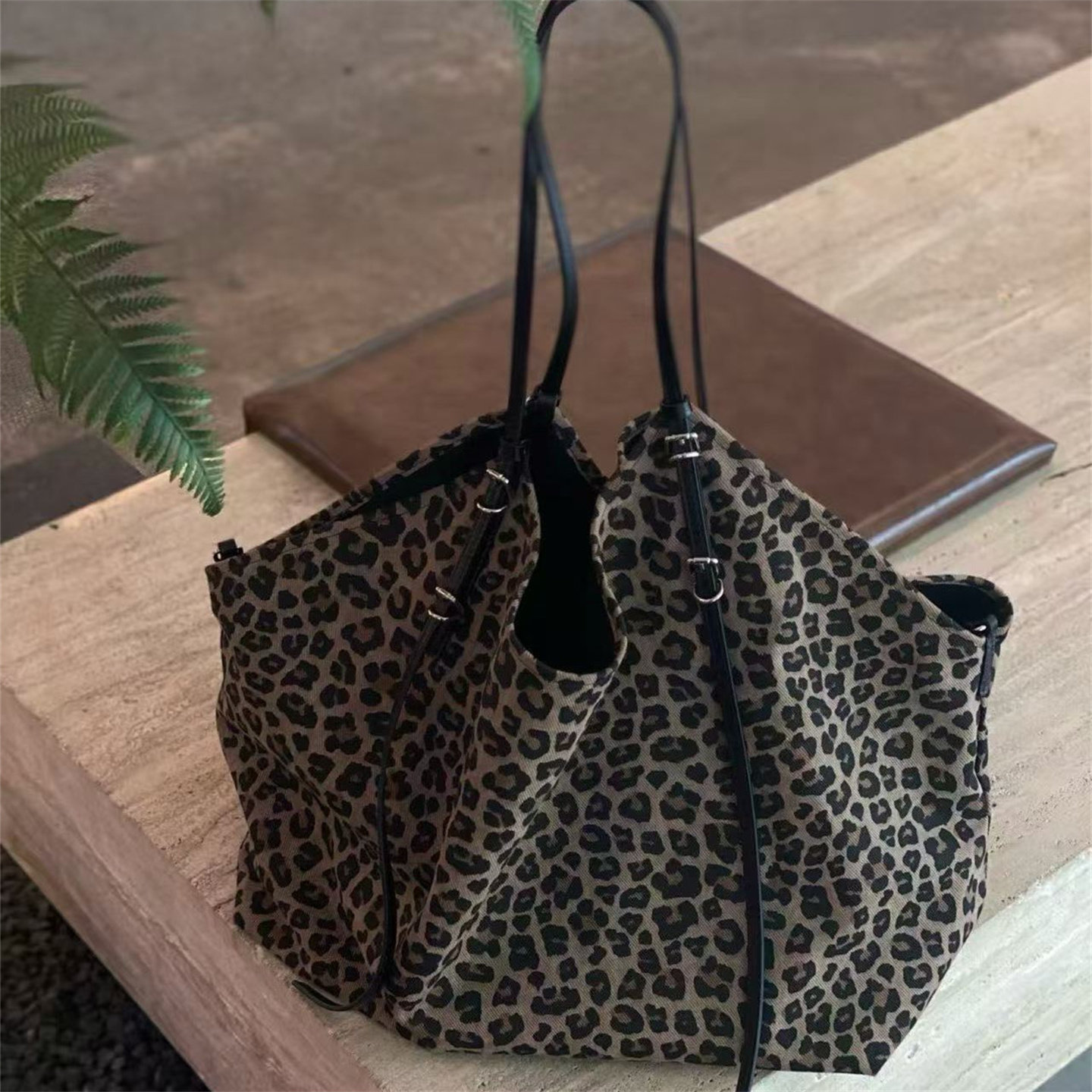 欧洲站真皮豹纹布购物单肩包女