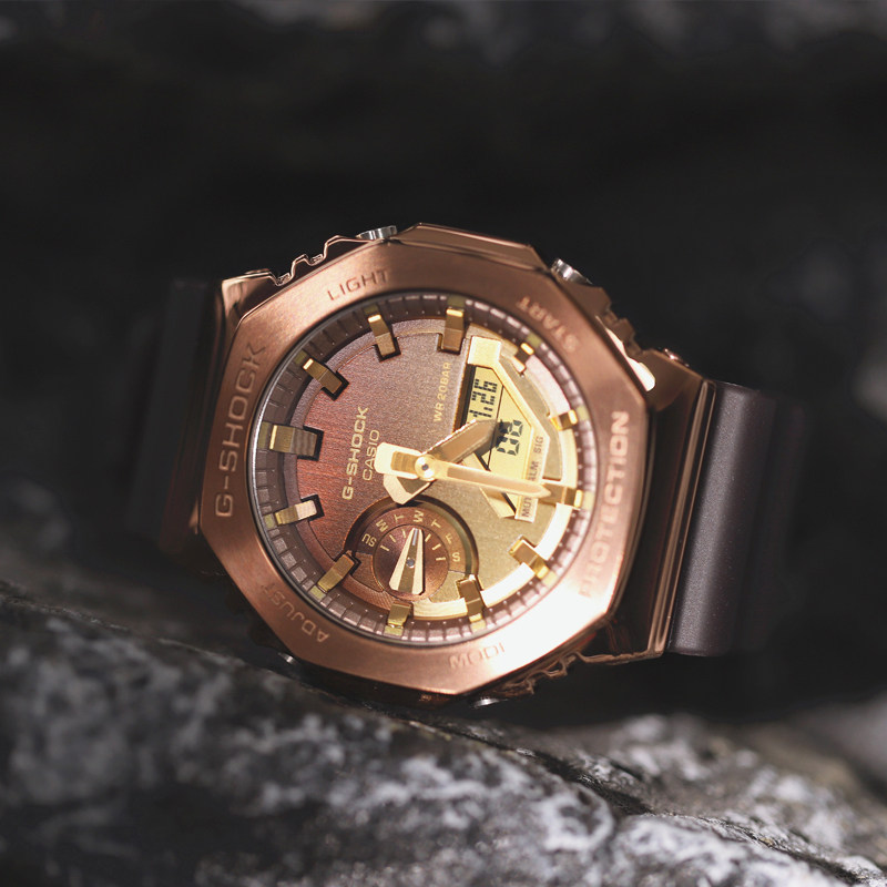 卡西欧G-SHOCK八角金属男表