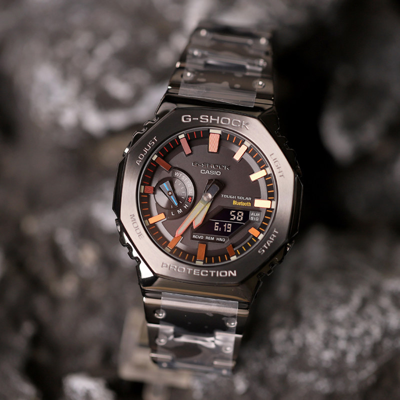 卡西欧G-SHOCK太阳能蓝牙男表