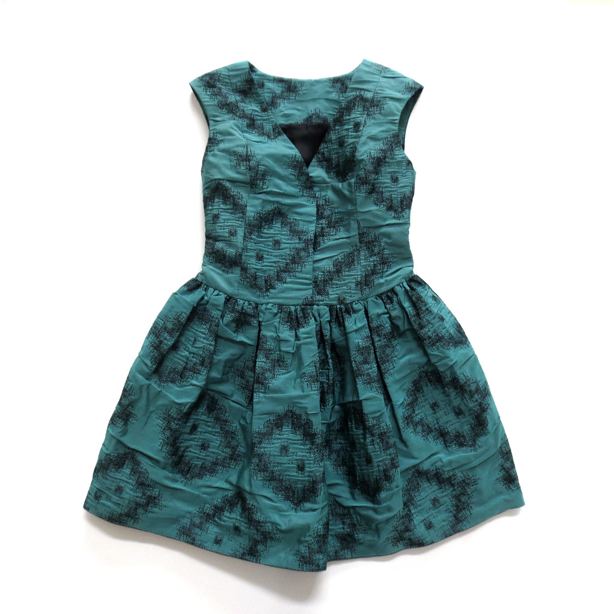 品牌时尚连衣裙花苞裙伞裙蓬蓬裙