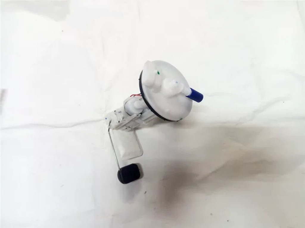 金城摩托ADIVA AD1 200都市版电喷水冷倒三轮摩托车踏板汽油泵