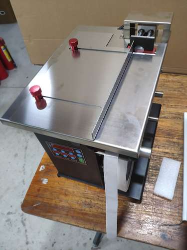 加大合金全自动贴标机封口不干胶标签直角封盒激光标支持其他定制