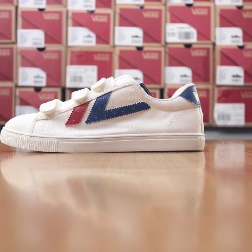 首尔的米家KOLCA男鞋SWALLOW系列白蓝红帆布轻便休闲滑板鞋运动鞋