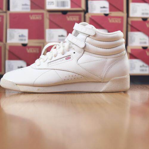 首尔的米家Reebok/锐步 女鞋白色中帮系带魔术贴滑板鞋运动鞋
