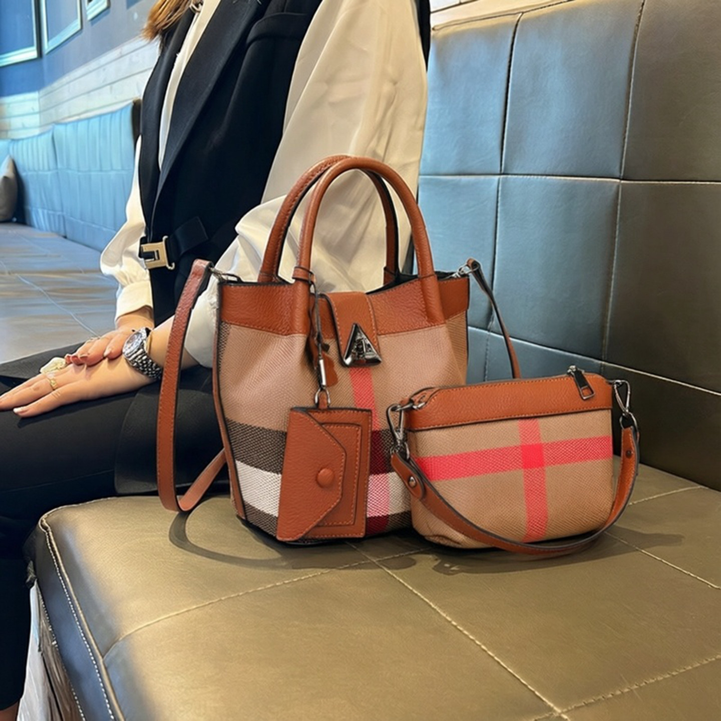 格子帆布包包女士2026新款高级感时尚三件套水桶包手提单肩斜挎包