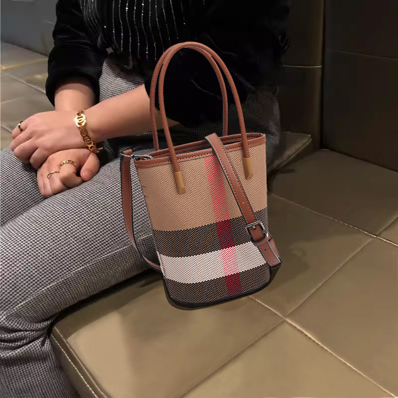 手机帆布包格子小包包2025新款迷你子母水桶包真皮手提单肩斜挎包,箱包皮具/热销女包/男包,水桶包,淘宝优惠券,粉丝福利购,淘宝优惠卷