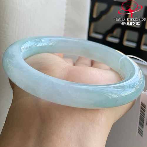 豪8印象W26230W465翡翠圆条手镯圈口54.1天然冰糯种天空蓝玉手镯