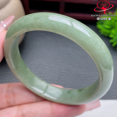 豪8印象手镯之家S226018Y554翡翠手镯圈口53.8mm天然浅油绿玉镯