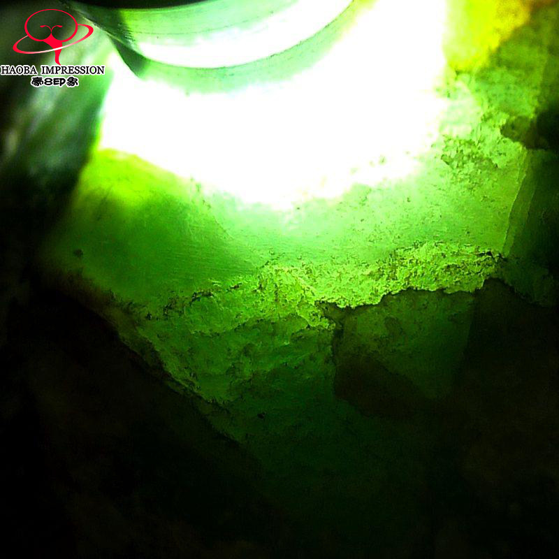 豪8印象Z26068G188脱沙毛料玉石 缅甸天然正品翡翠原石431.76g