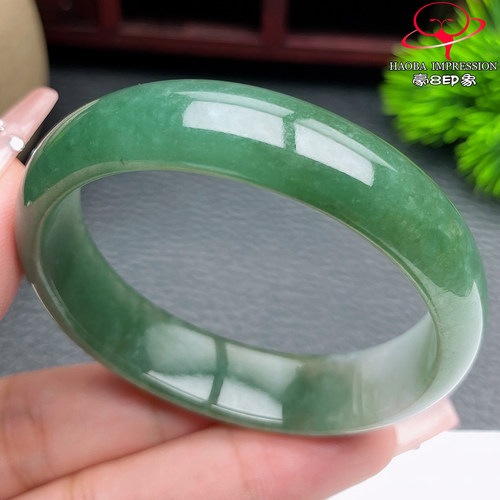 豪8印象S126010Y489翡翠贵妃手镯圈口47.5天然缅甸油绿玉手镯32g